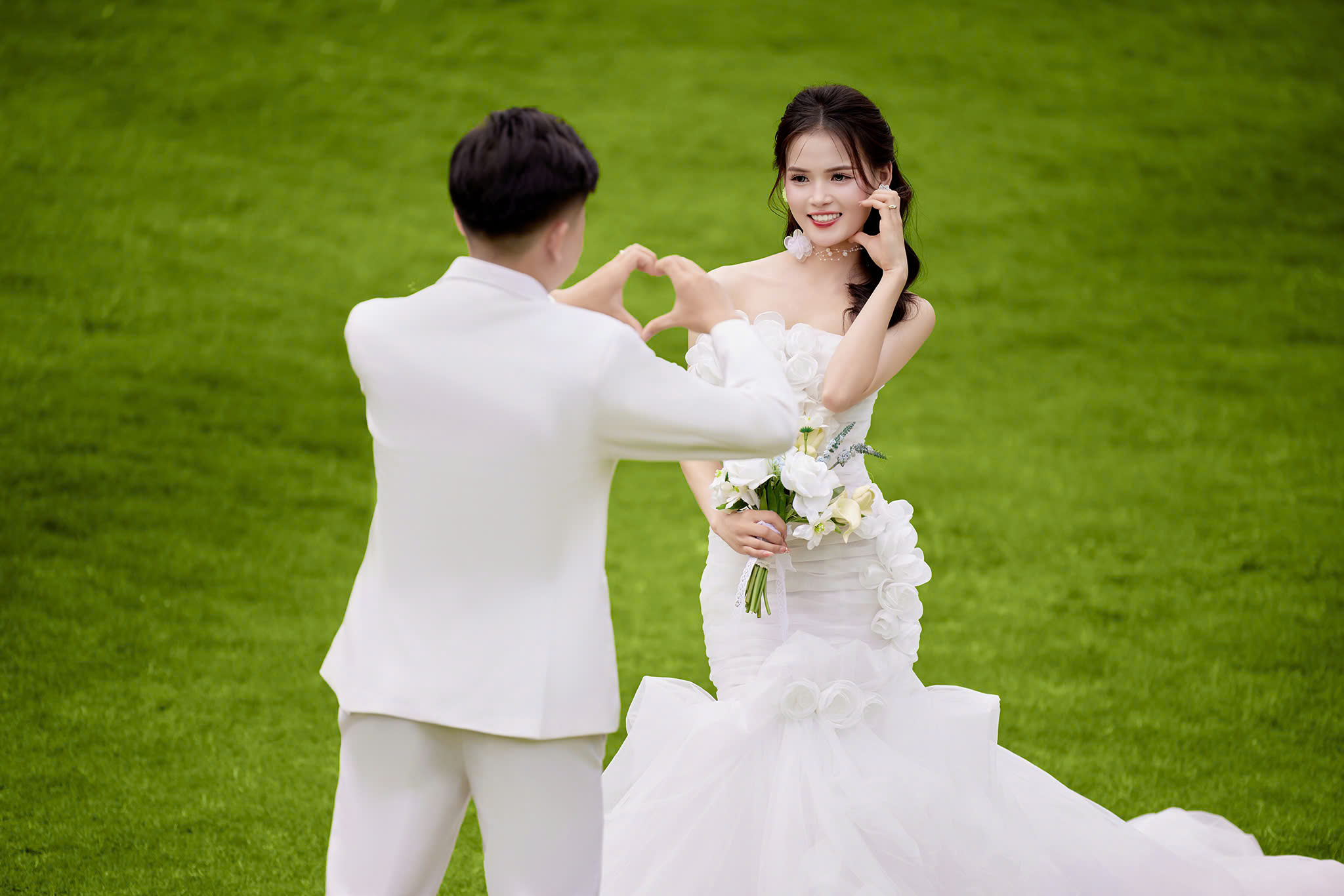 [Mới 8/2025] Background chụp hình cưới độc đáo và đầy ấn tượng