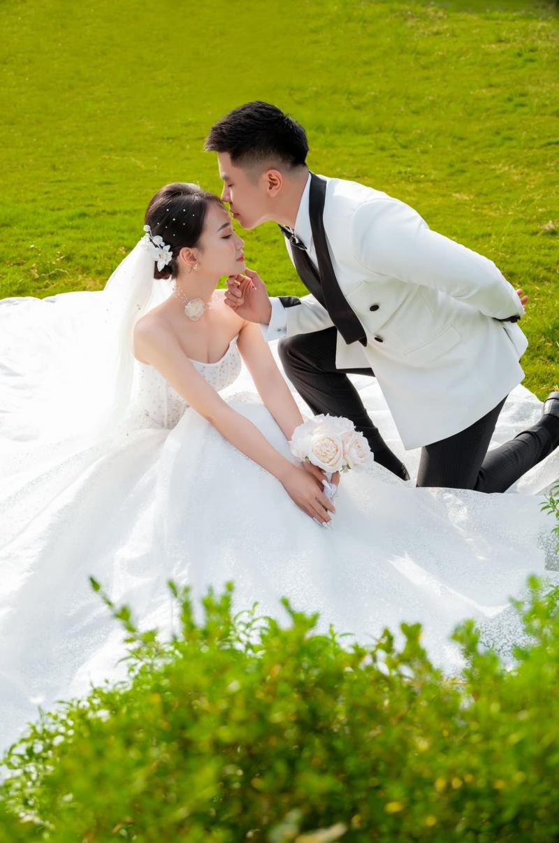 [Mới 8/2025] Background chụp hình cưới độc đáo và đầy ấn tượng