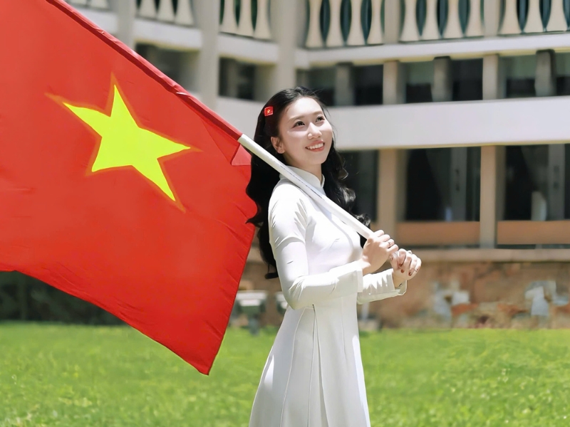 Tìm kiếm studio chụp ảnh áo dài cho dịp lễ Quốc khánh 2/9 tại Đà Nẵng