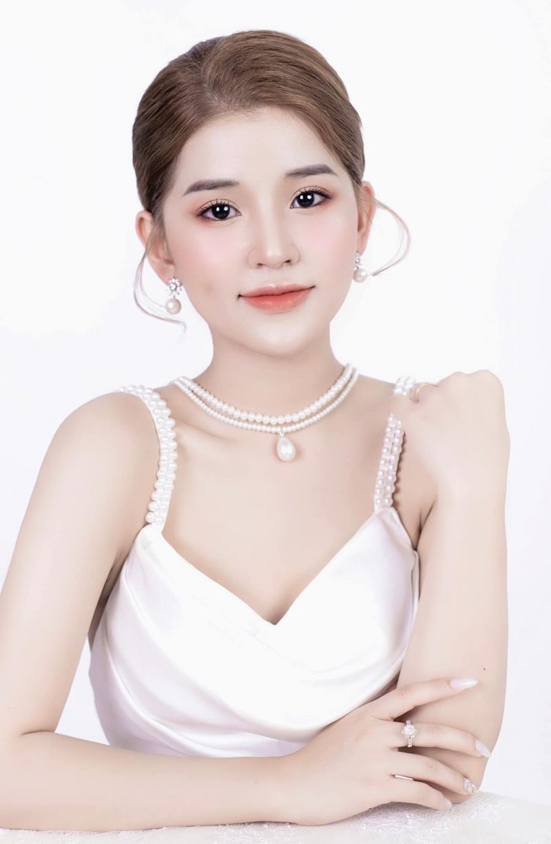 Reviews 10 địa chỉ chụp ảnh nghệ thuật chân dung tại Huế uy tín cập nhật 10/2025