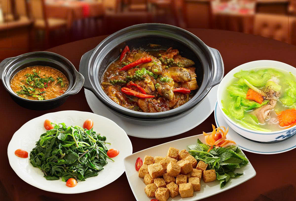 Nhà hàng, khách sạn sang trọng tại Hà Nội đầu tư studio để chụp ảnh món ăn và không gian