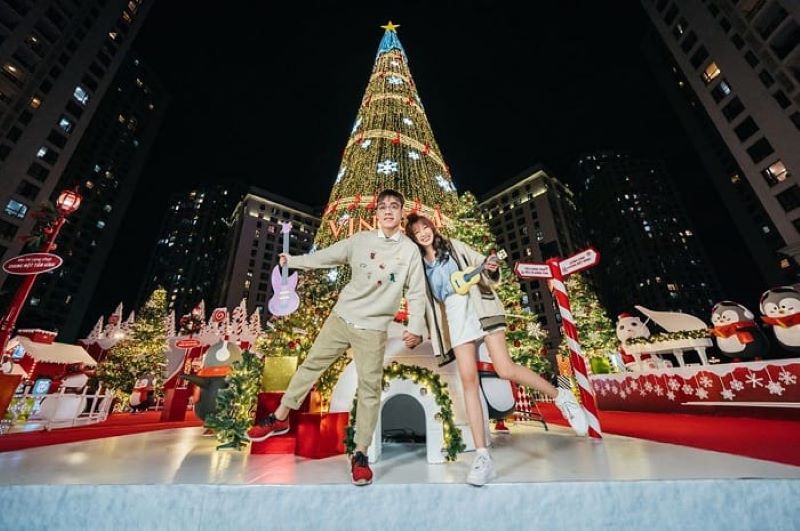 Top concept noel cho couple cực ngọt – lưu giữ khoảnh khắc mùa lễ hội