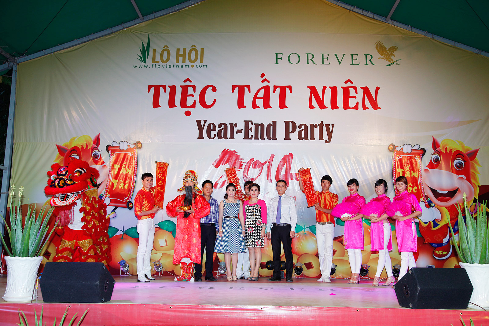 Year End Party tại Huế ấm cúng và nhiều cảm xúc cuối năm Year End Party tại Huế ấm cúng và nhiều cảm xúc cuối năm