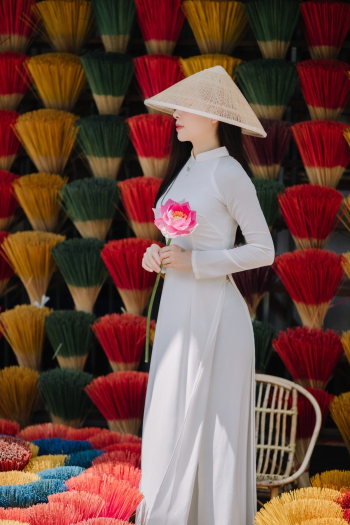 Chụp ảnh Tết 2026 miễn phí tại Huế với không gian cổ kính