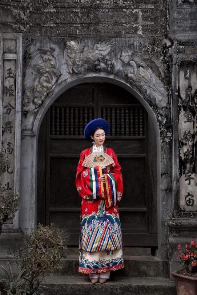 Chụp ảnh Tết 2026 miễn phí tại Huế với không gian cổ kính