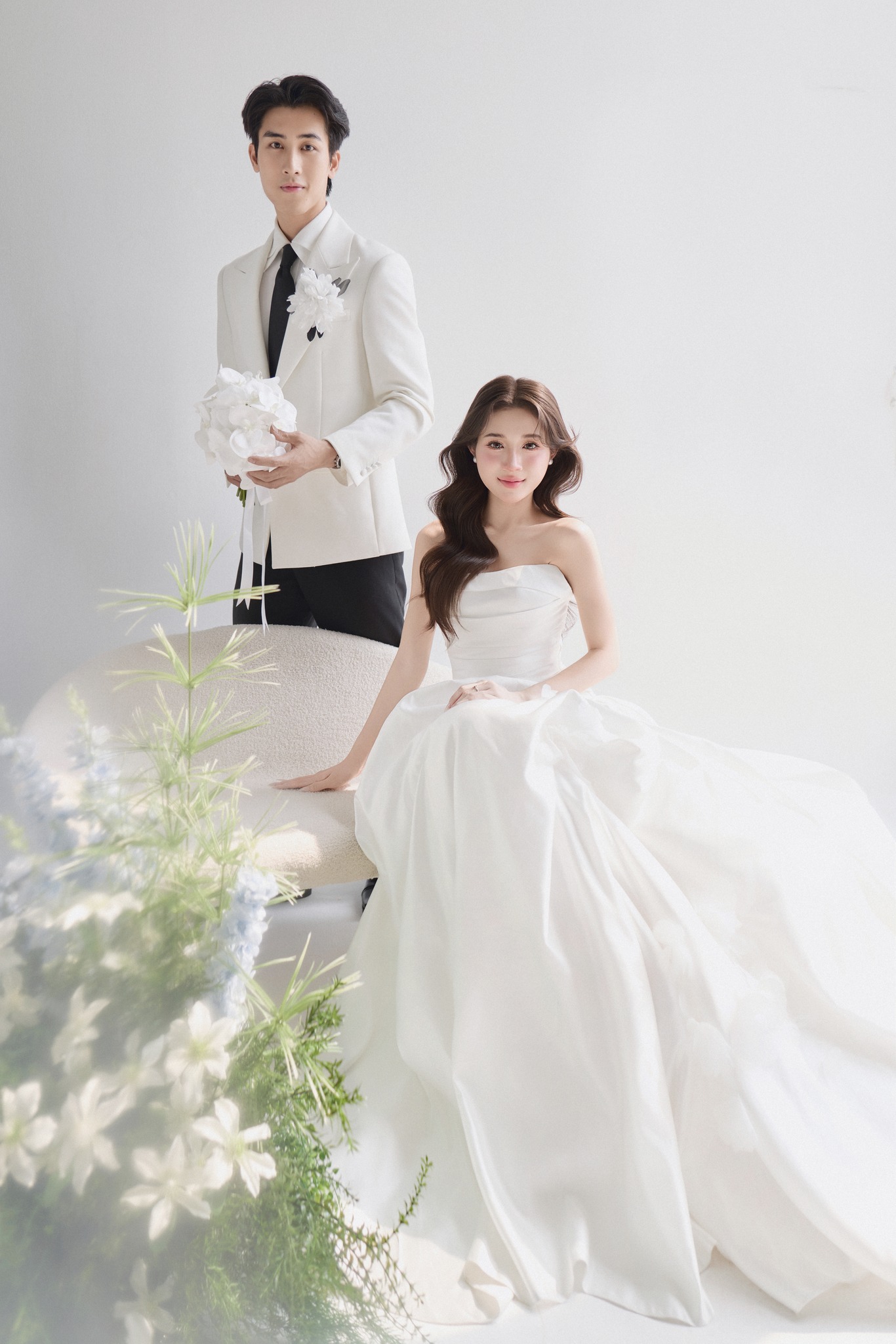 Chụp ảnh cưới 2026 theo phong cách điện ảnh đang thịnh hành