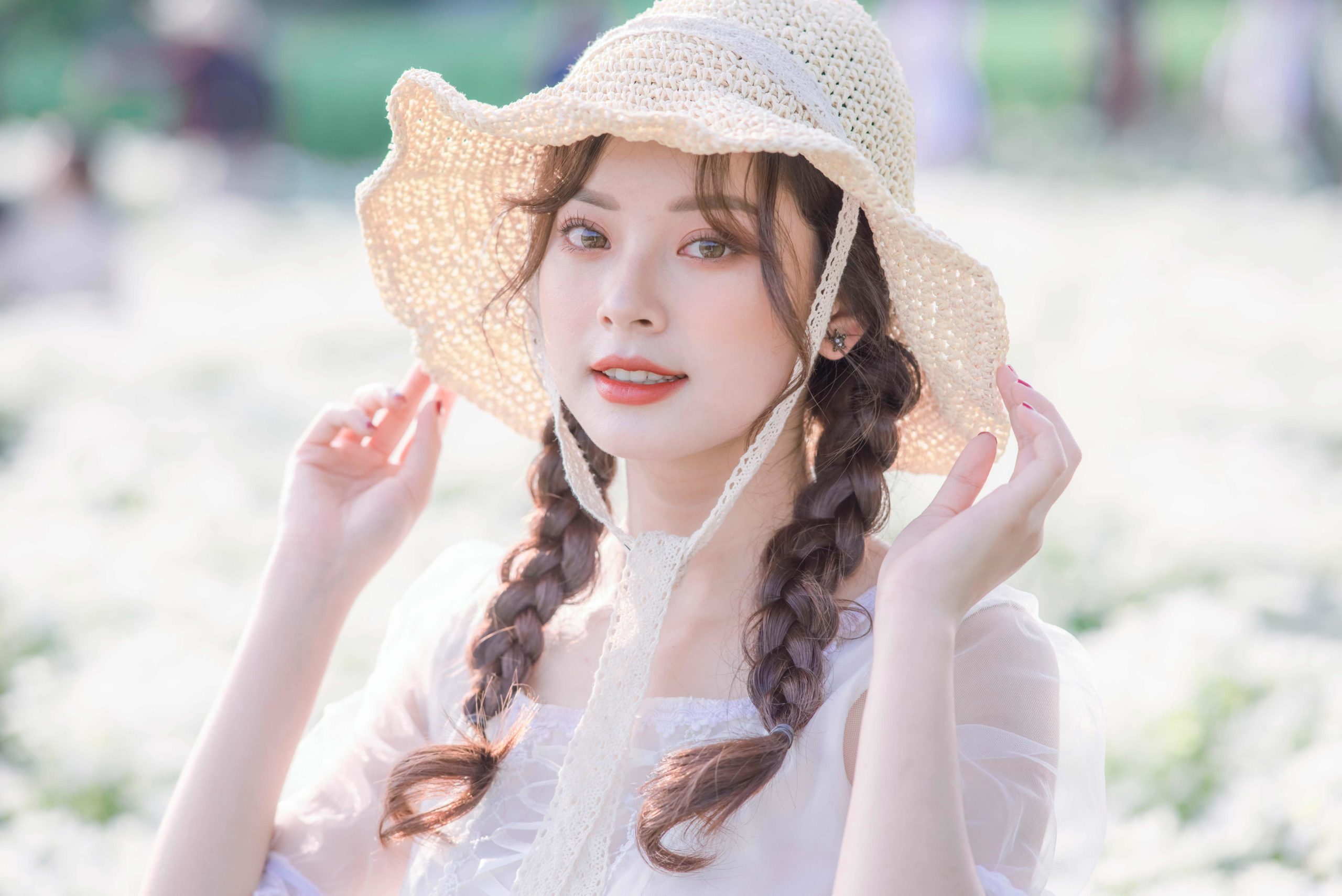 Cách chụp ảnh chân dung ngoại cảnh theo xu hướng 2026 Cách chụp ảnh chân dung ngoại cảnh theo xu hướng 2026