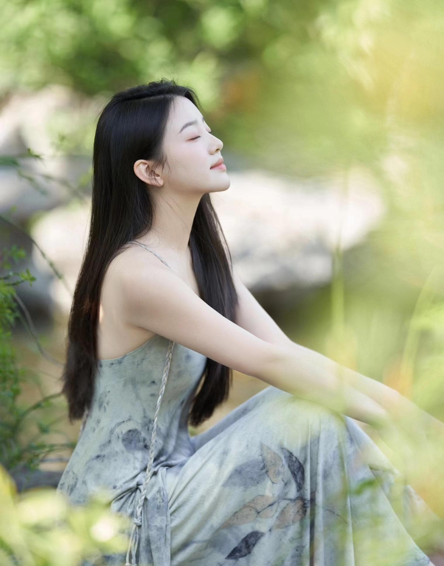 Cách chụp ảnh chân dung ngoại cảnh theo xu hướng 2026 Cách chụp ảnh chân dung ngoại cảnh theo xu hướng 2026