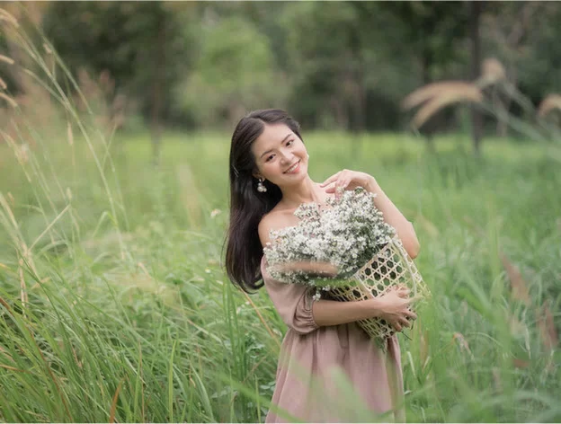 Cách chụp ảnh chân dung ngoại cảnh theo xu hướng 2026 Cách chụp ảnh chân dung ngoại cảnh theo xu hướng 2026