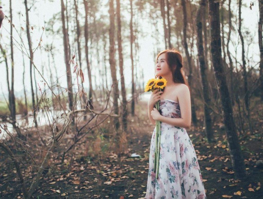 Cách chụp ảnh chân dung ngoại cảnh theo xu hướng 2026 Cách chụp ảnh chân dung ngoại cảnh theo xu hướng 2026