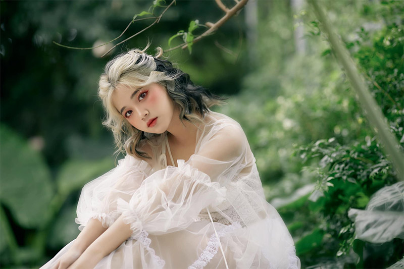 Cách chụp ảnh chân dung ngoại cảnh theo xu hướng 2026 Cách chụp ảnh chân dung ngoại cảnh theo xu hướng 2026