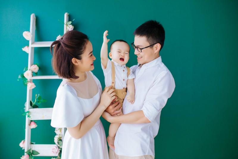 Chụp Ảnh Gia Đình 2026 Tại Huế: Concept Cổ Kính Đẹp Nhất Năm