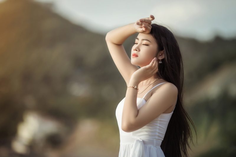 Kinh nghiệm chụp ảnh chân dung ngoại cảnh cho người không biết tạo dáng