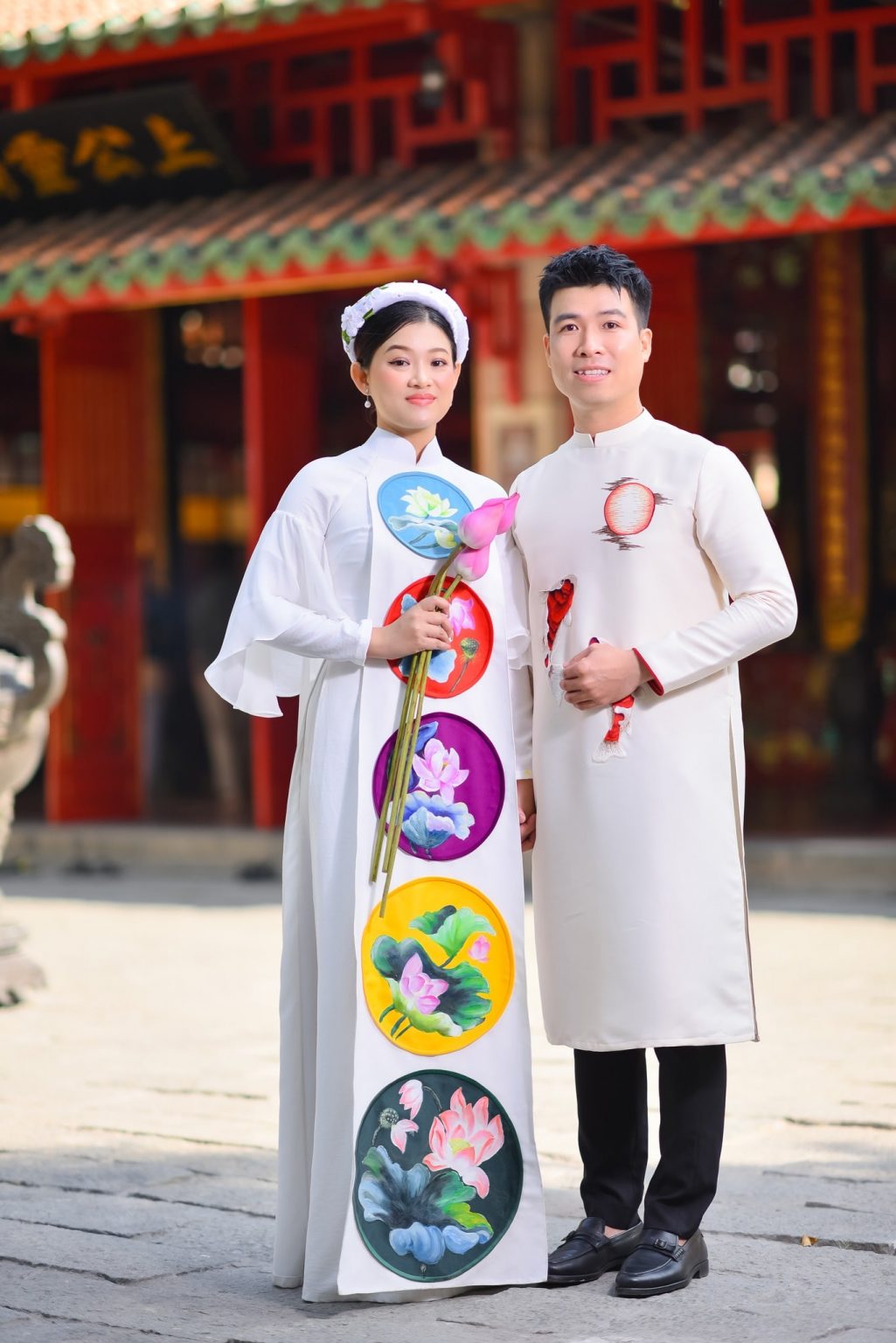 Kinh nghiệm chụp couple áo dài đẹp tại TPHCM 2026 Kinh nghiệm chụp couple áo dài đẹp tại TPHCM 2026