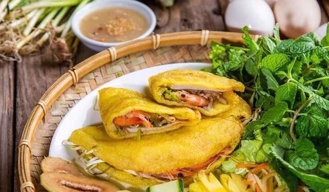 Bánh khoái Huế – ăn một lần nhớ mãi