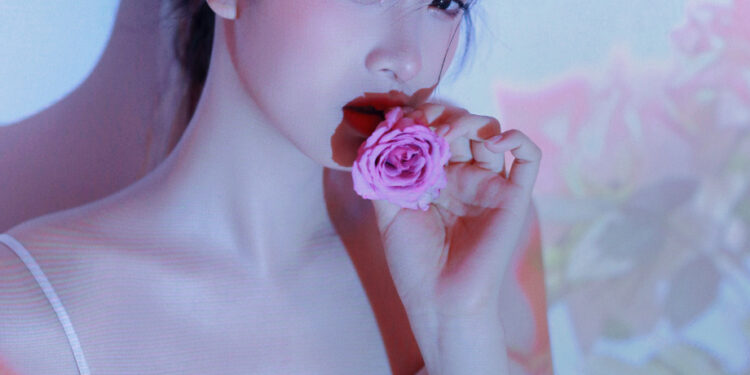 10 cách tạo dáng chụp ảnh nghệ thuật đẹp không thể bỏ qua