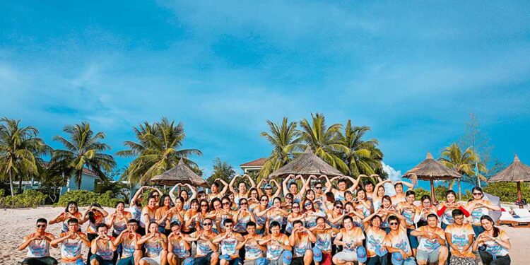 Chi phí chụp ảnh team building tại Đà Nẵng năm 2025