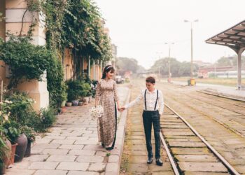 Chụp ảnh couple ngoại cảnh tại Hà Nội ở những địa chỉ nào uy tín