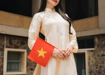 Chụp ảnh áo dài 2/9 tại Huế cùng Lavender Studio – Tại sao không?