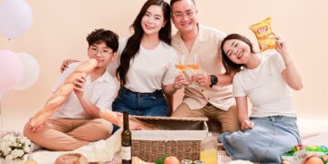 Chụp ảnh gia đình tại studio: sang trọng và hiện đại